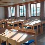 Hostal Junges Zell Am Zell am See