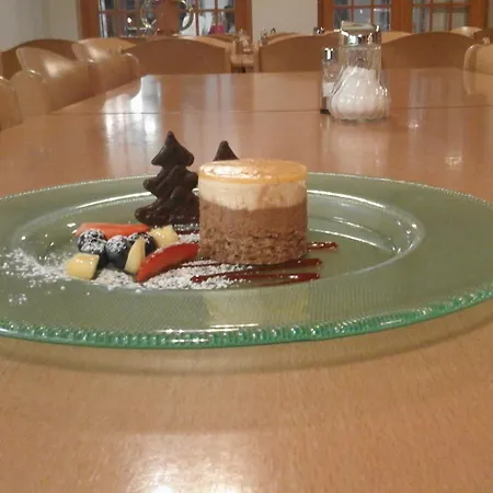 ホステル Junges Zell Am