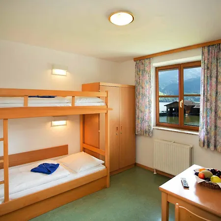 Хостел Junges Zell Am *