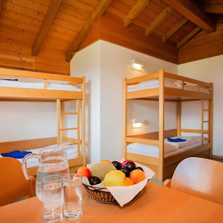 Junges Zell Am Хостел Целль-ам-Зе