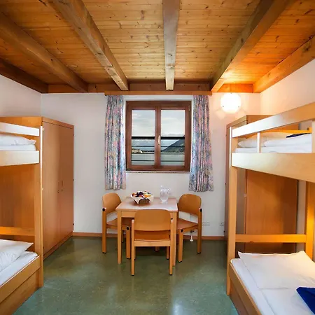 Junges Zell Am