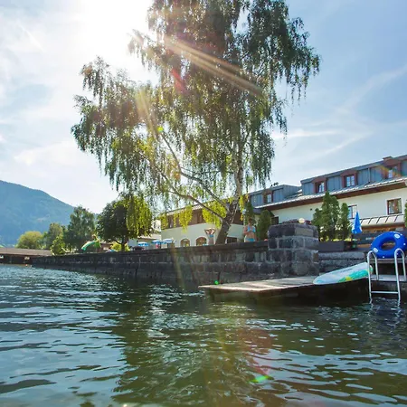 Hostel Junges Zell Am